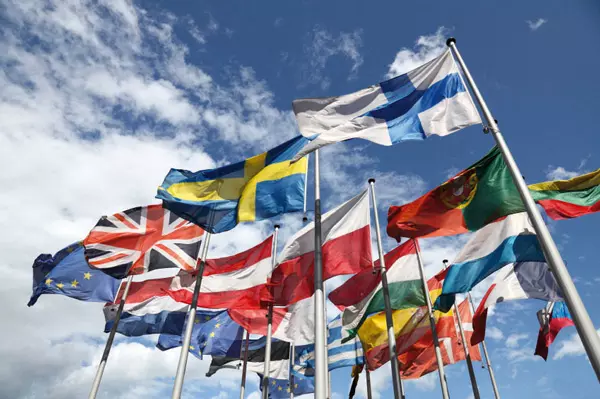 Pavillon drapeaux pays du monde