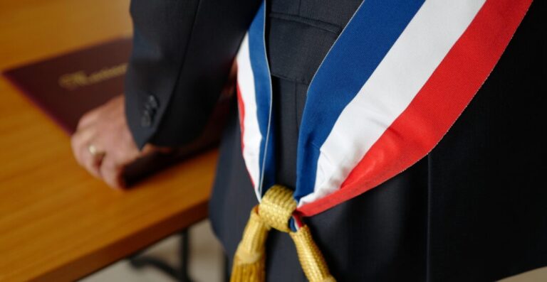 bannière-echarpe-tricolore